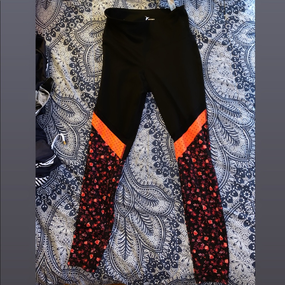 Old Navy Active Leggings